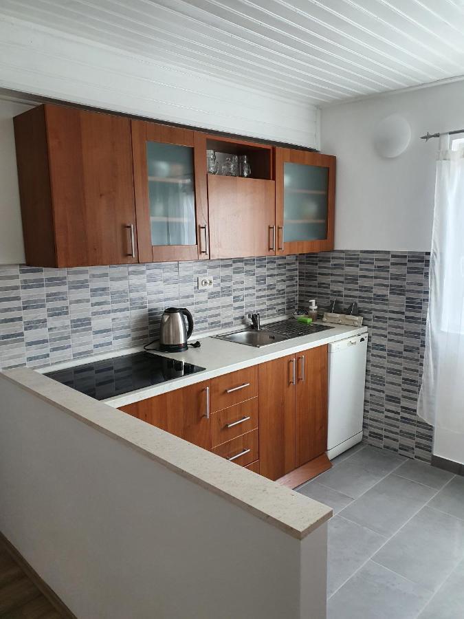 Apartments By The Sea Tucepi, Makarska - 2699 Экстерьер фото